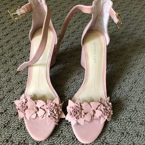Brand new Gianni Bini pink suede heels